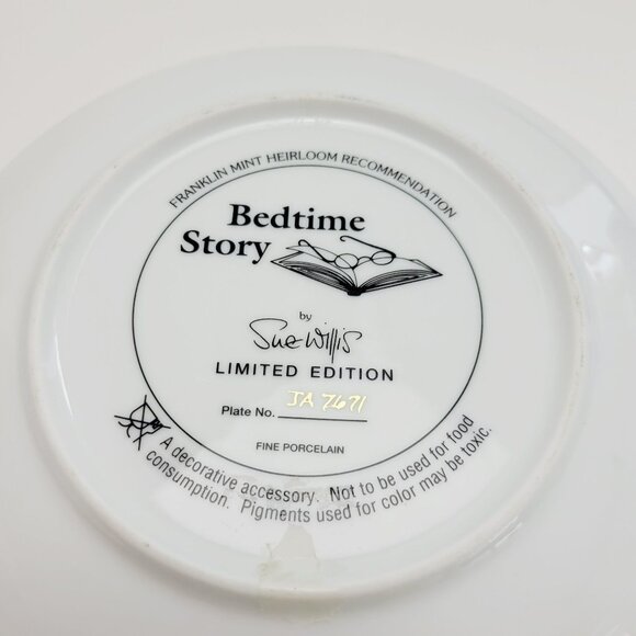 Vintage Teddy Bear Plate Set, Franklin Mint, Picnic, Bedtime & Little Drummer - Picture 6 of 9